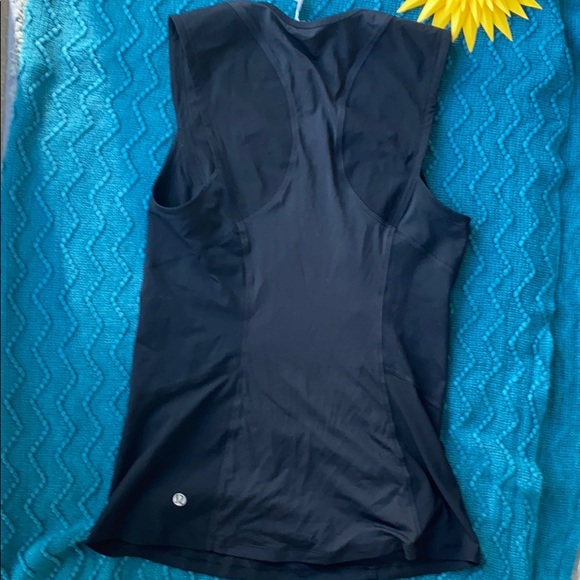 Lululemon Sleeveless Top - Size 4 🌻 - Picture 2 of 5
